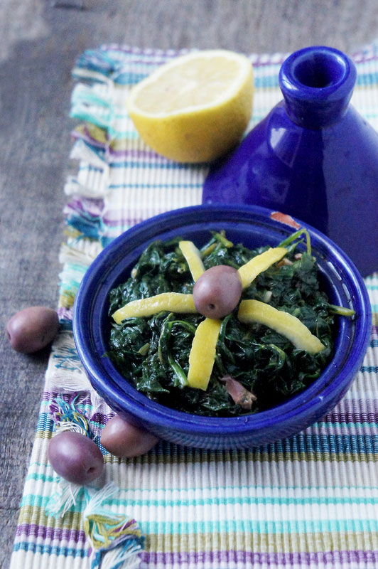 salade marocaine cuite à base de mauve, ou d'épinards