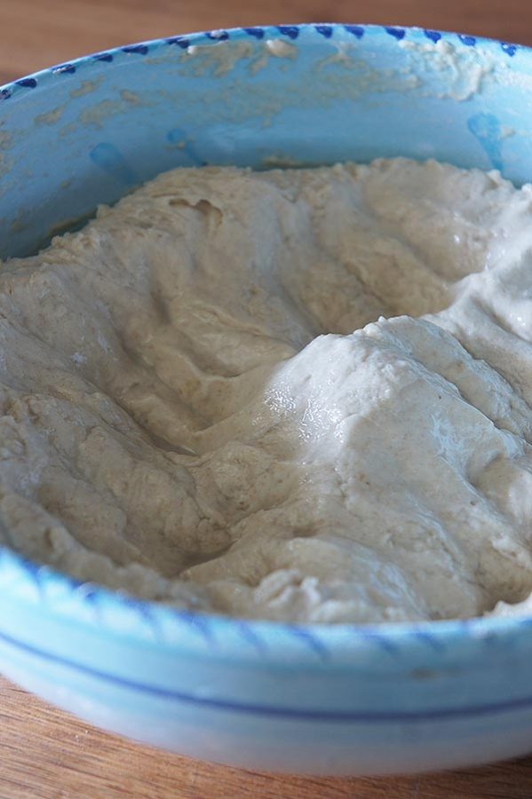 pétrissage du pain au levain au seigle