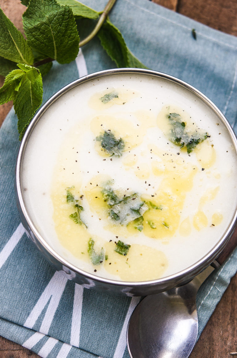 Yayla Çorbasi, la soupe turque au yaourt et menthe séchée Le Coconut